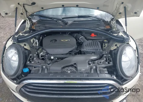 2017 Mini Clubman Cooper из США, поврежденный, VIN WMWLU1C37H2F28700